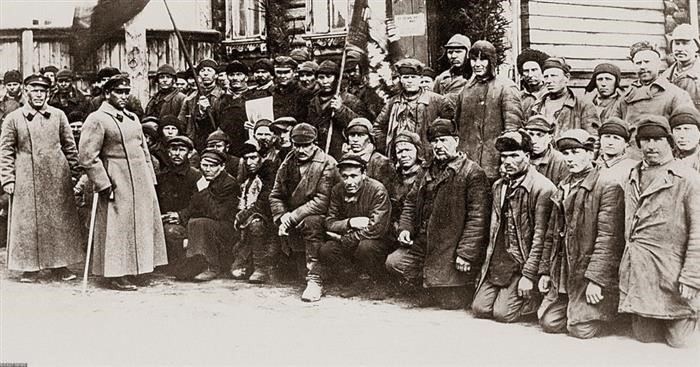 Инициатива - Берия, подпись - Ворошилов