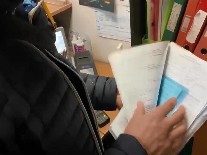 Обыски в Управлении собственной безопасности Главного управления МВД по Санкт-Петербургу: Подполковник задержан по делу о махинациях с землей