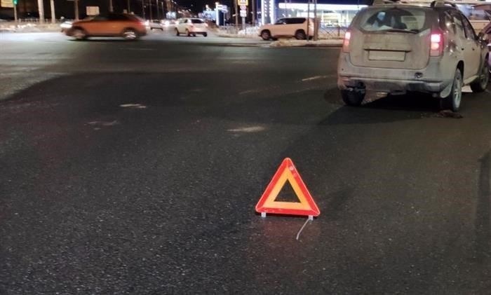 В каких случаях водитель может покинуть место происшествия?