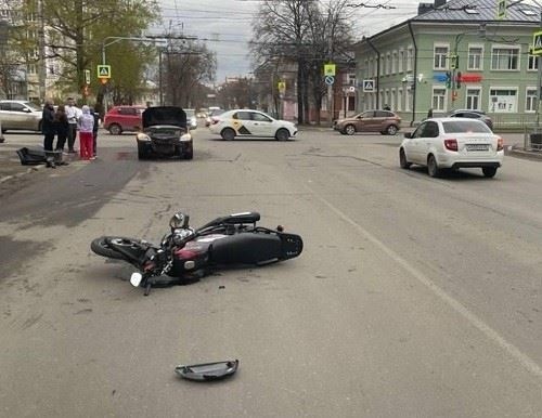 Пьяный водитель без прав спровоцировал аварию в Сямженском районе